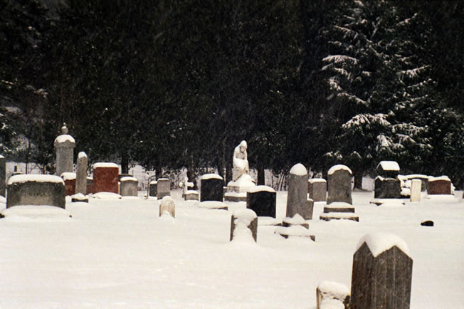 Friedhof im Schnee