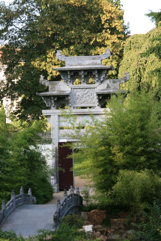 Chinese garden in Frankfurt's Bethmannpark