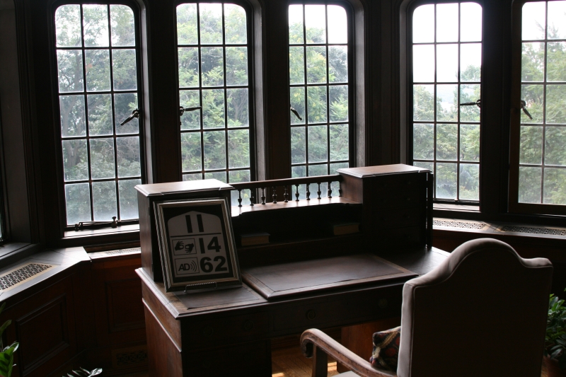 Casa Loma (span. „Haus auf dem Hügel“)