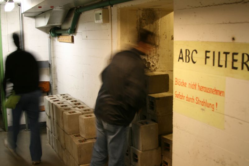 This room was supposed to be used to store the ABC filters that are contaminated. The stones can be used to close the door.