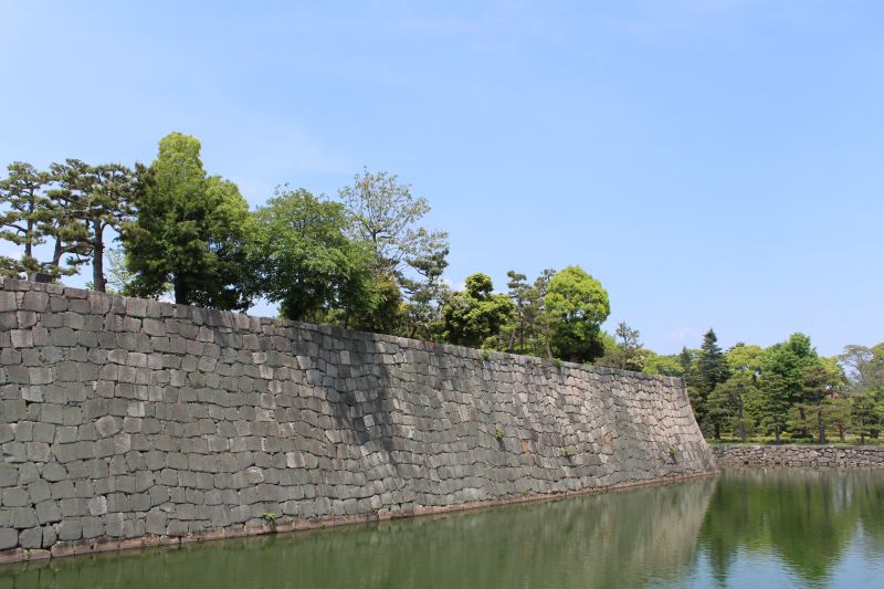 Inner moat and wall of Nijō Castle