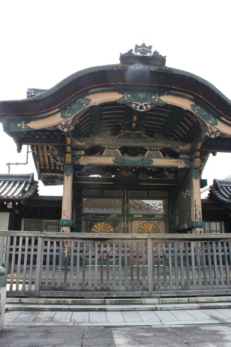 Kara Mon (唐門)& des Nishi Hongan-ji
Tempels