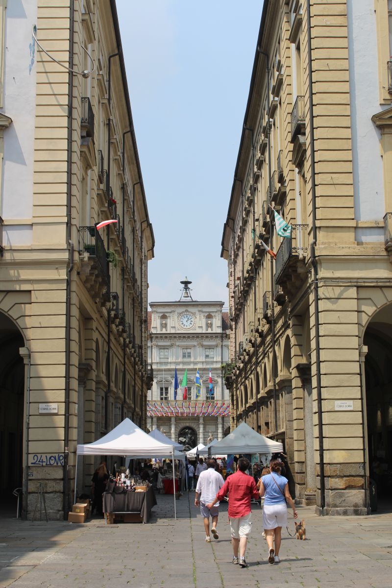 Road to Turin City Hall
