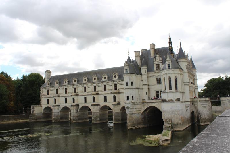 View from the gardens of Diane de Poitiers
to the palace