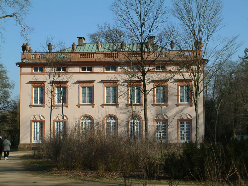 Schönbusch Palace