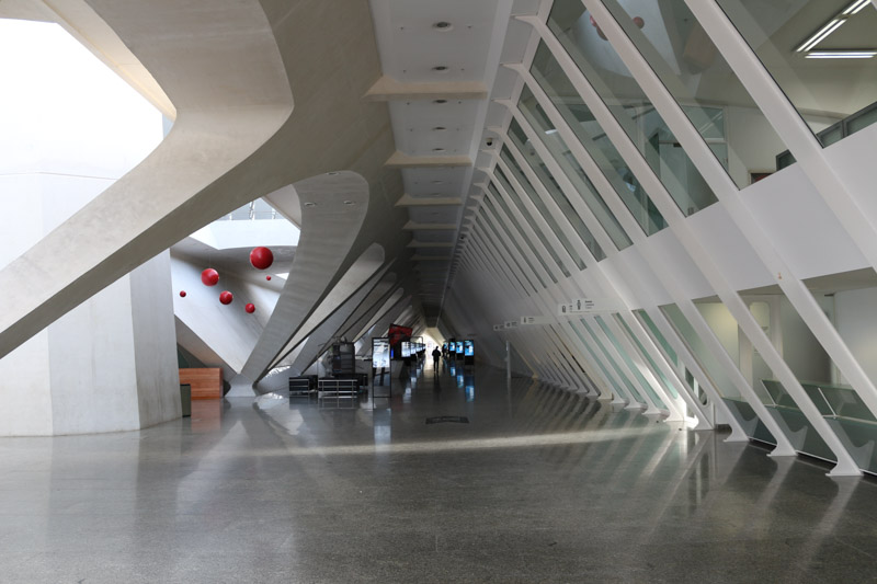 Main corridor of El Museu de les Ciències Príncipe Felipe