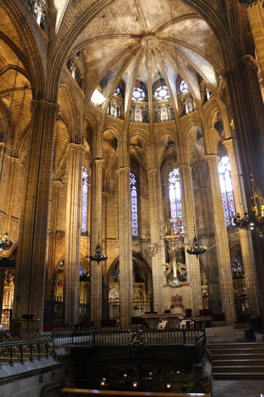 La Catedral de la Santa Creu i Santa Eulàlia ist eine gotische Kathedrale in Barcelona und Metropolitankirche des Erzbistums Barcelona.