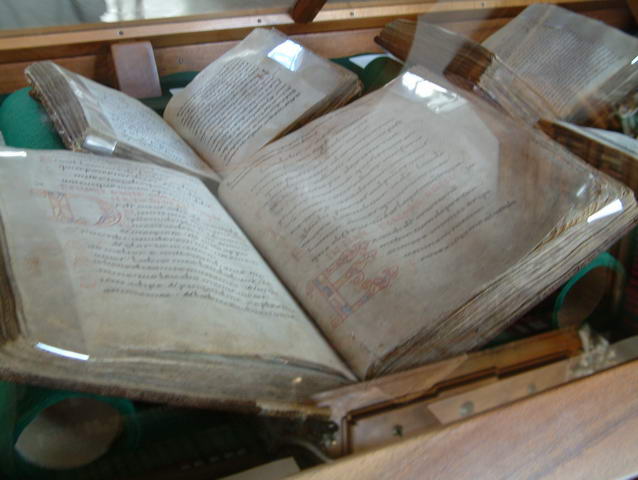 Prachtvolle Handschriften in der Bibliothek des Klosters St.Gallen