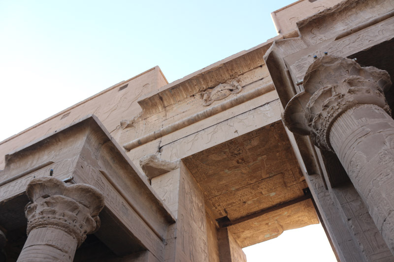 Haupteingang des Edfu Tempels