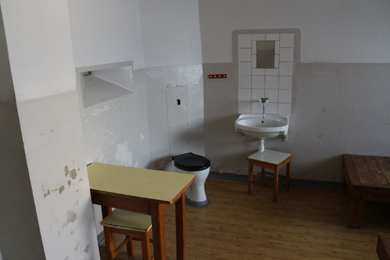 Most prisoners were kept in isolation cells and never saw any other inmate. The big cells were used to put people with different personalities in the same room and thus force social conflict and even fights to create fear.