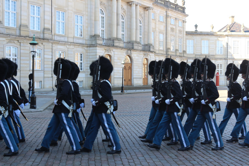 Wachwechsel für Schloss Amalienborg