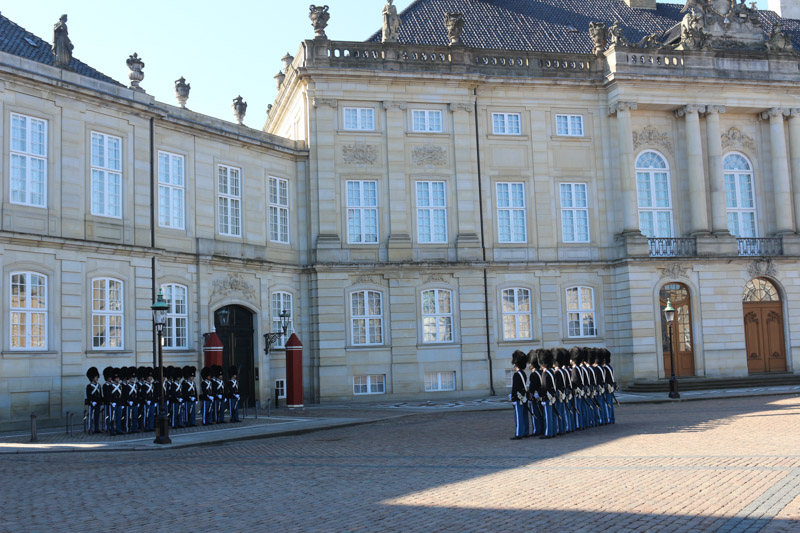 Wachwechsel für Schloss Amalienborg