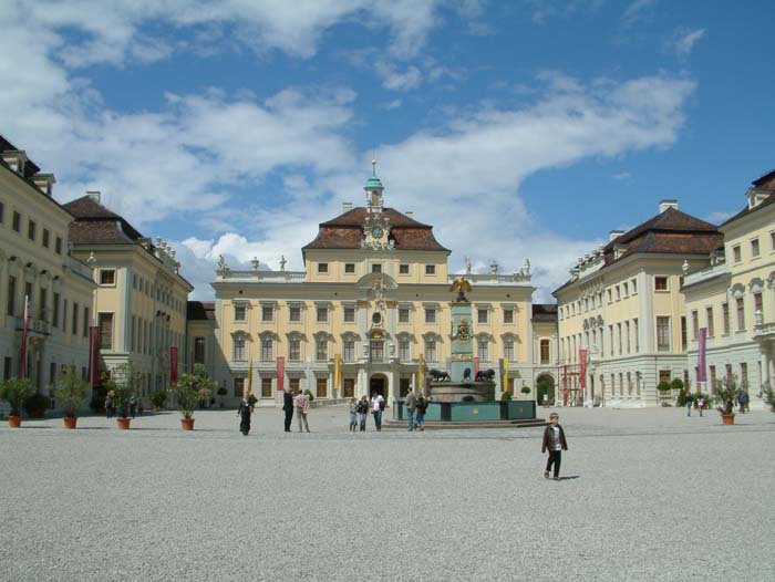 Innenhof des Schloss Ludwigsburg
