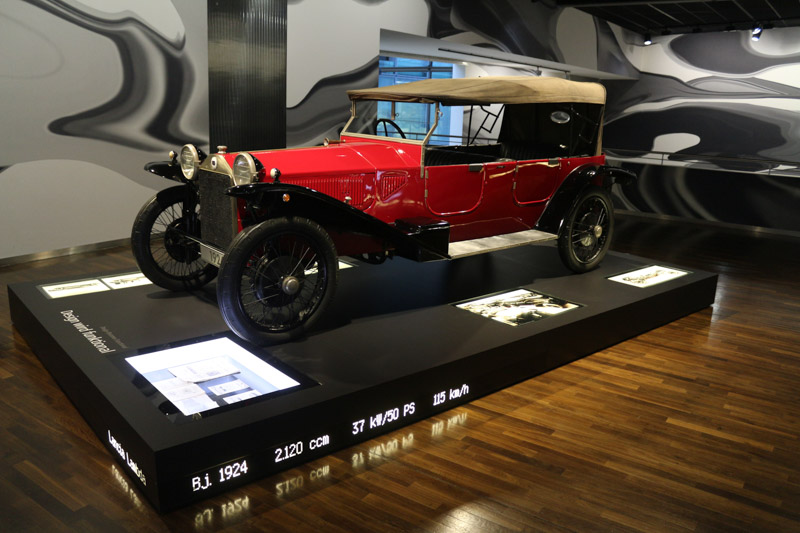 Lancia Lambda& shown in Zeithaus