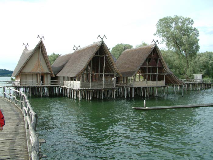 The village of "Unterruhlingen" is the latest addition to the museum. It shows ideas how daily and religious life could have looked like in the Bronze Age.