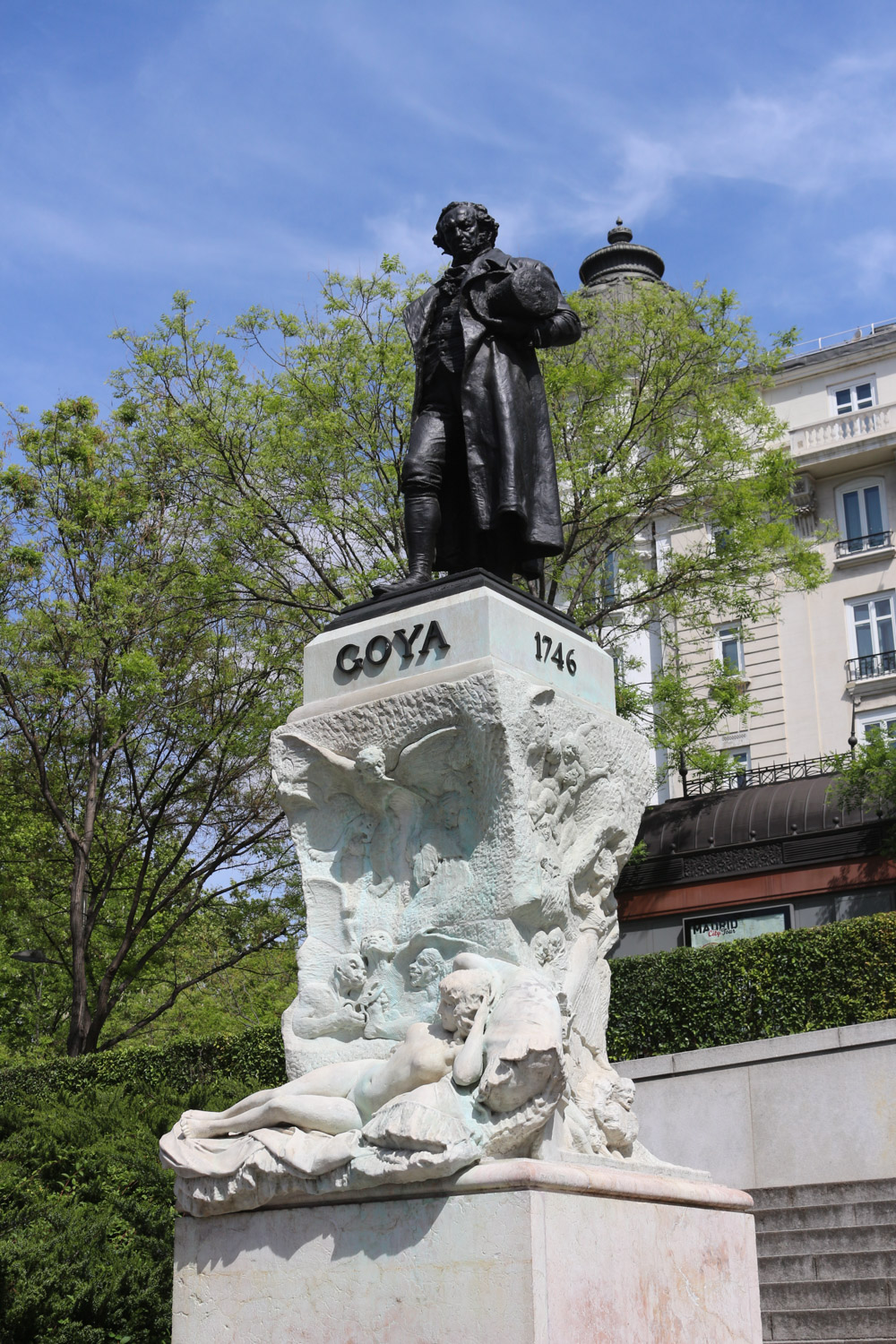 Goya statue next to the Prado museum