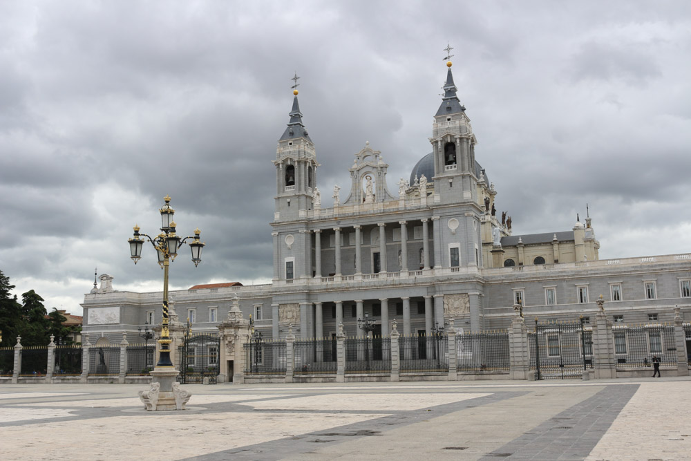 Front side& of the Almudena Cathedral facing the royal palace