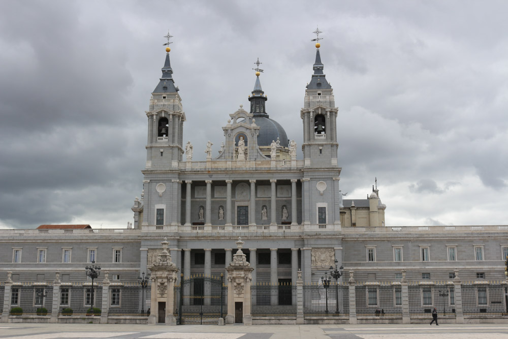 Front side& of the Almudena Cathedral facing the royal palace