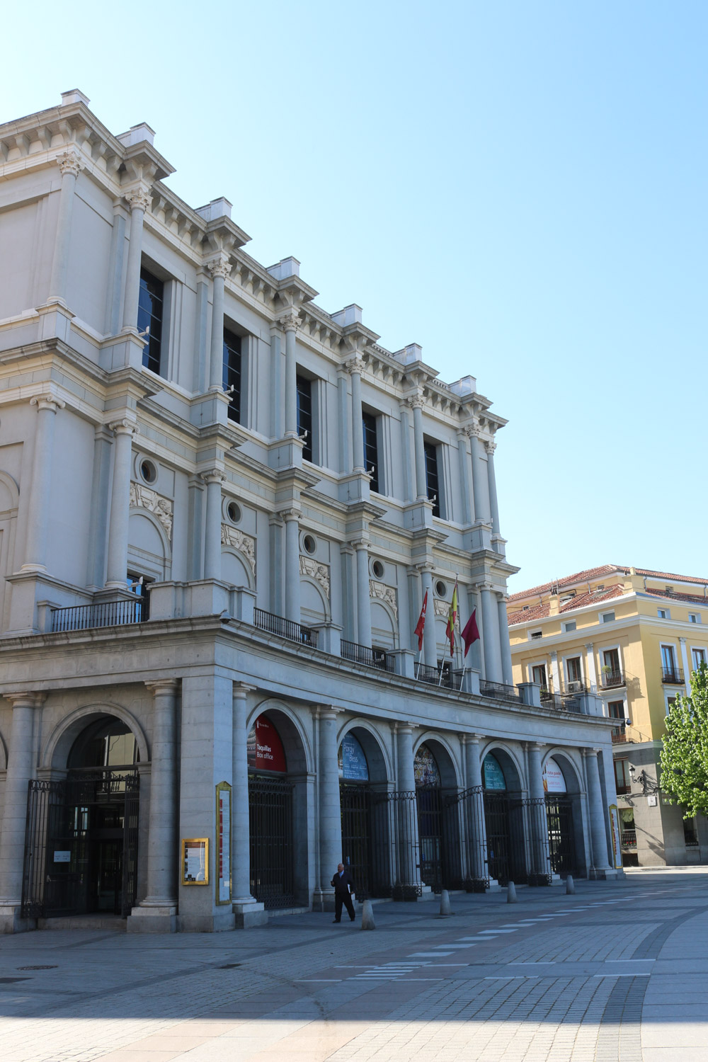 Main entrance of Teatro Real (Royal Theatre)