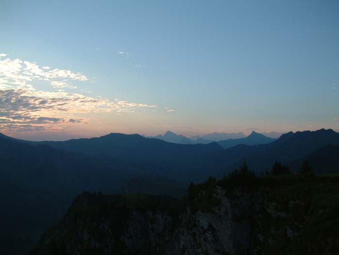 Sonnenaufgang über den Alpen