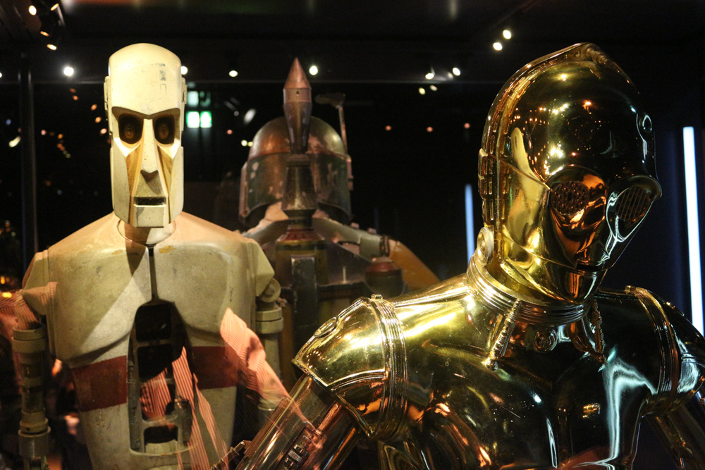 C-3PO und ein weiterer Protokolldroide