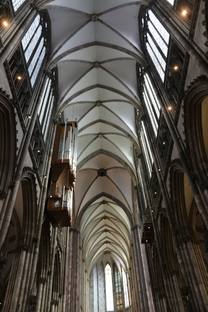 The inner height of the gothic nave of Cologne Cathedral is 43.35 m (142.2 ft)