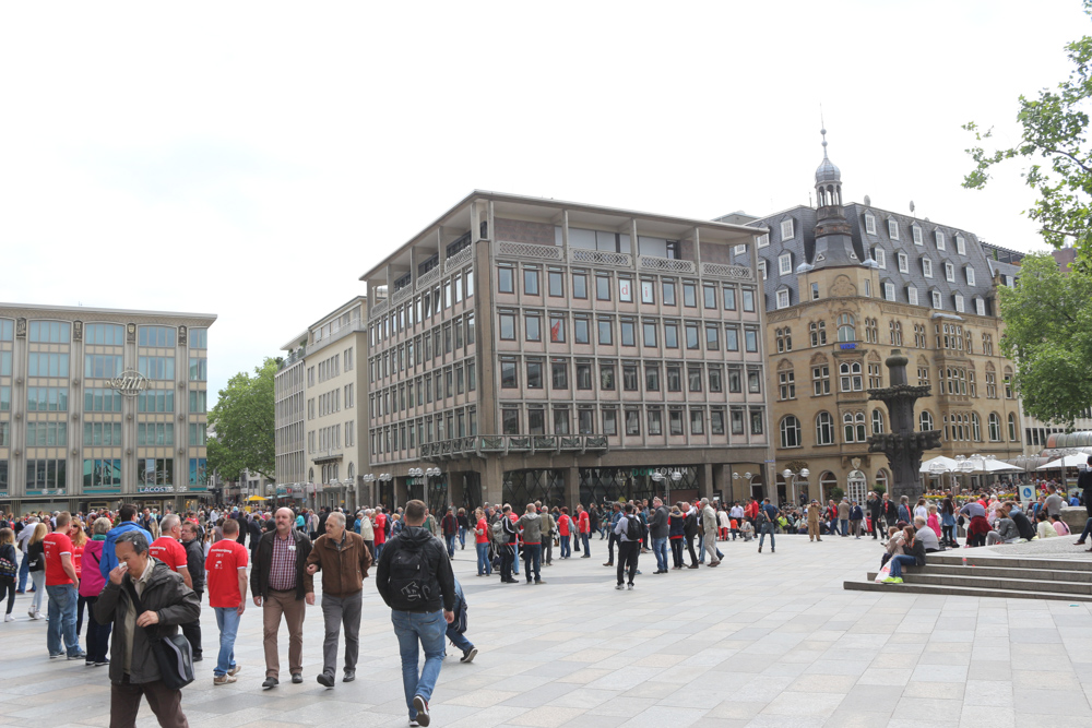 The square in front to the cathedral is unfortunately not an architectural highlight.