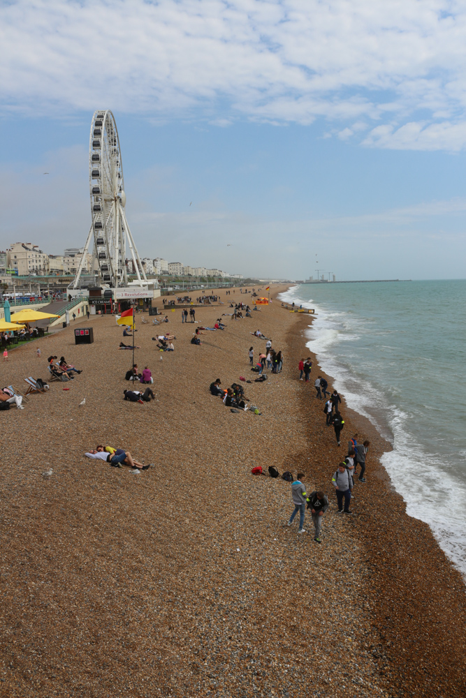 Riesenrad neben dem Brighton Pier