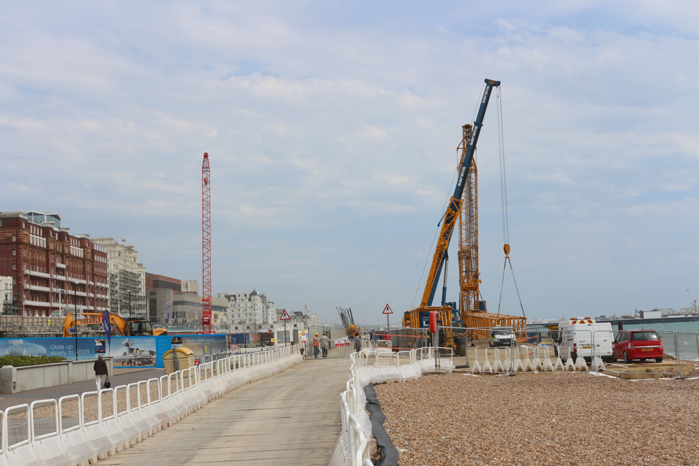 Bauarbeiten für die neue Brighton i360 Aussichtsplatform
