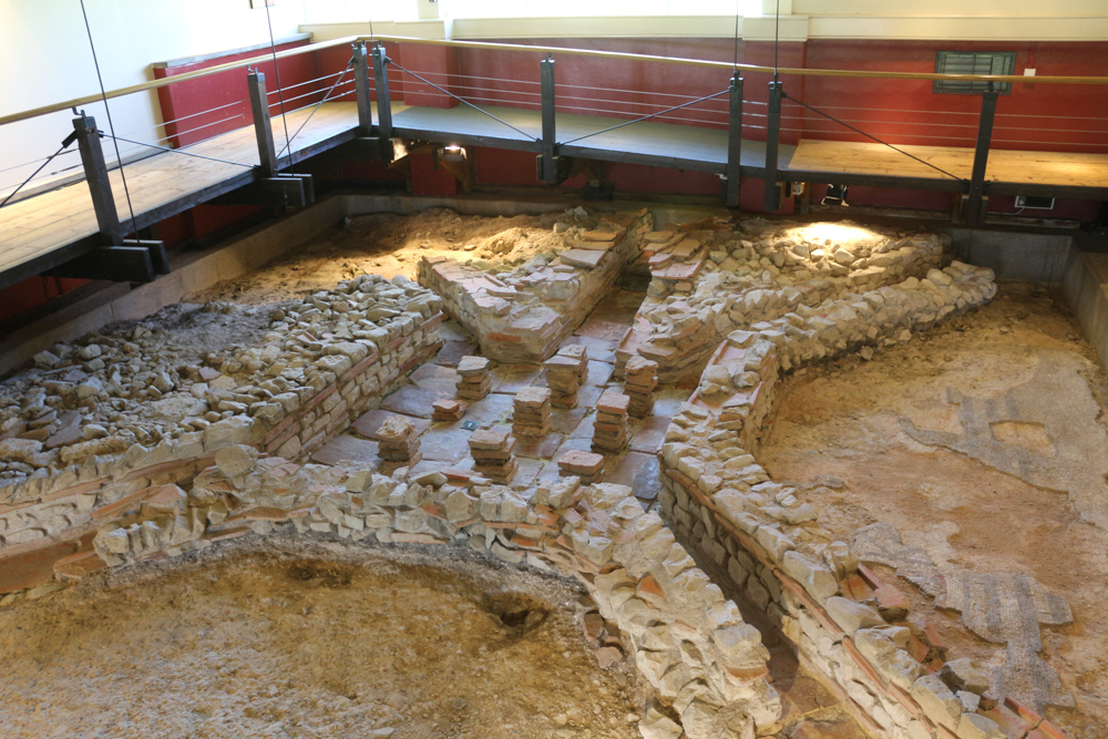 These hypocausts were never completed. The whole building burnt down before work was finished.