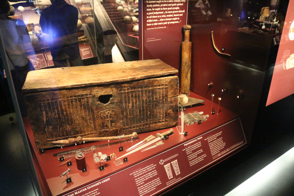 Ausrüstungsgegenstände der Mary Rose haben die Versenkung in 1545 überstanden