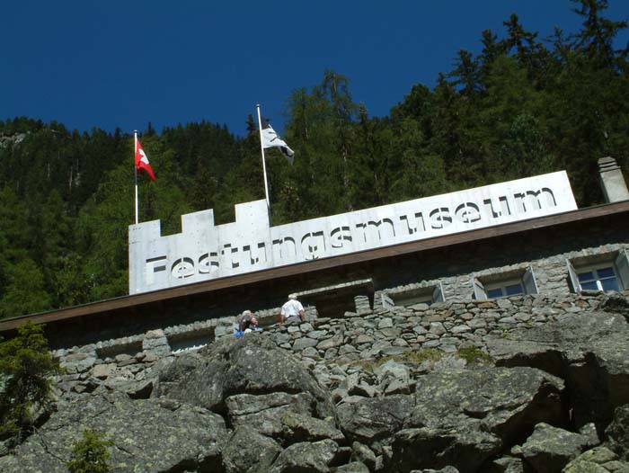 The sign reads "Festungsmuseum" - "fortress museum"