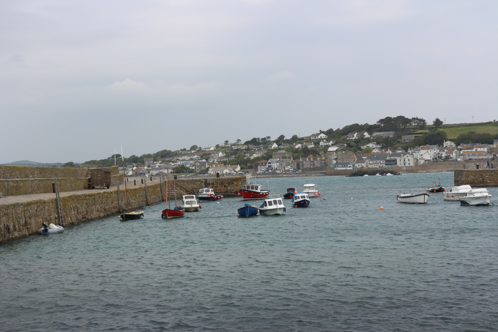 Kleiner Fischereihafen auf der Insel von St. Michael's Mount