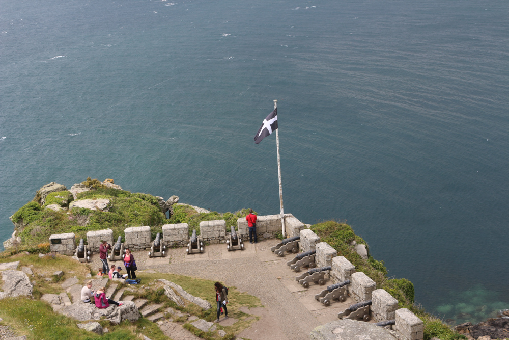 Kanonen zur Verteidigung von St. Michael's Mount und der Bucht