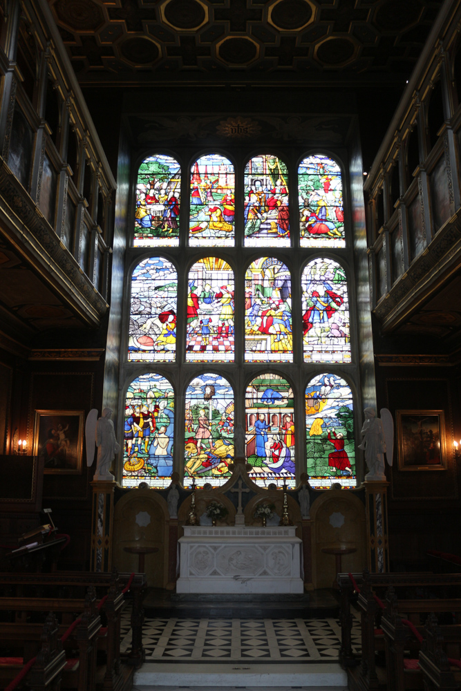 Chapel of Hatfield House, consecrated in 1614.