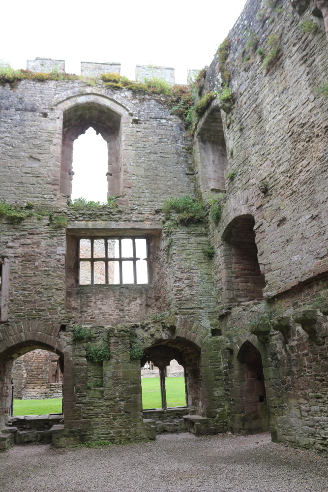 Ruined main buildings of Ludlow castle