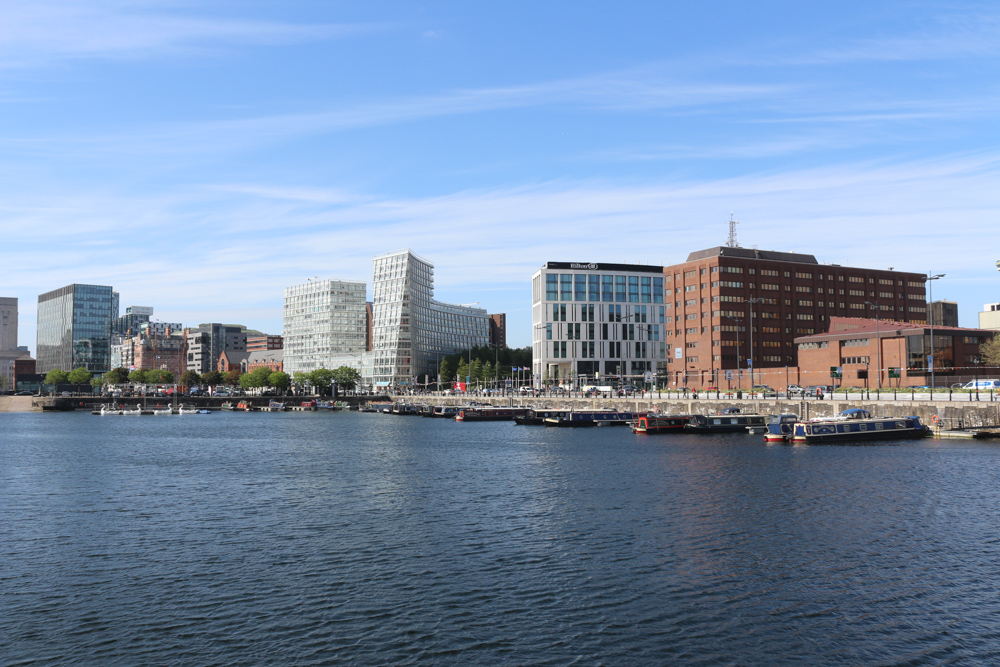 Neue Bürogebäude und Hotels rund um das Liverpool One Einkaufszentrum