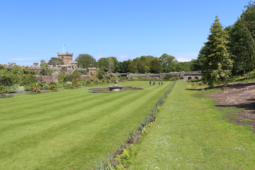 Fountain court in front of Culzean Castle