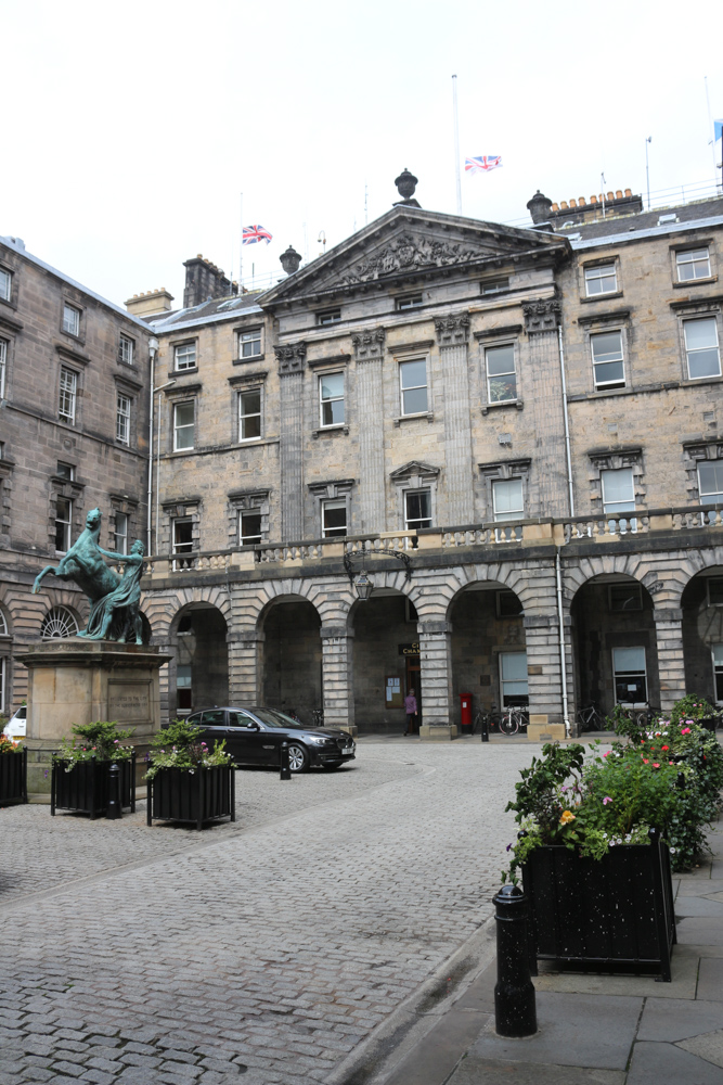 Das alte Parlament von Edinburgh