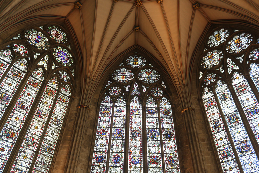 Große Fenster im Kapitelhaus des York Minster