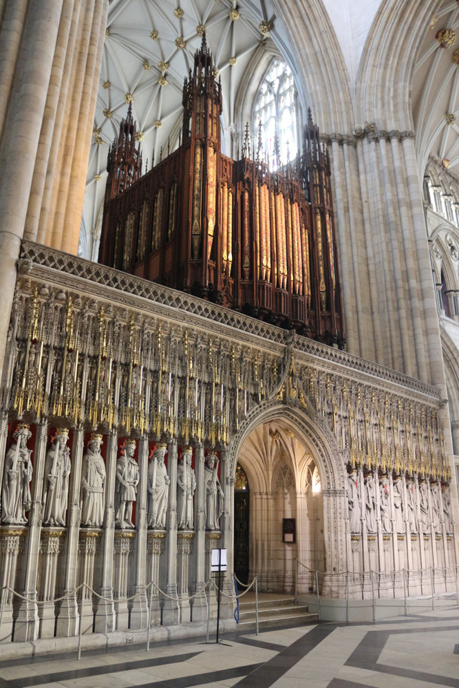 Organ above the King's Screen of York Minster