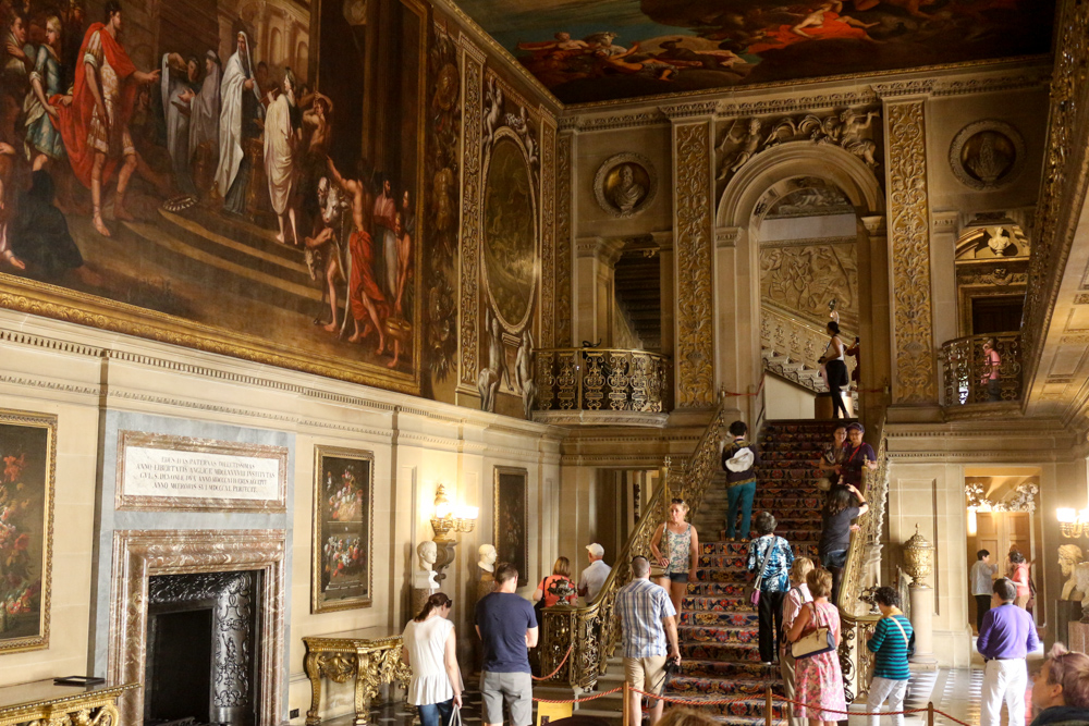 Die sogenannte Painted Hall mit der großen Prunktreppe des Schlosses