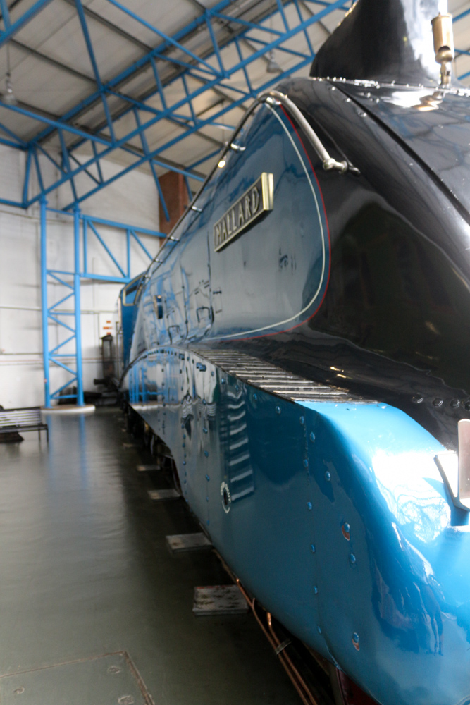 National Railway Museum (NRM): Shining "Mallard" sign of a steam locomotive