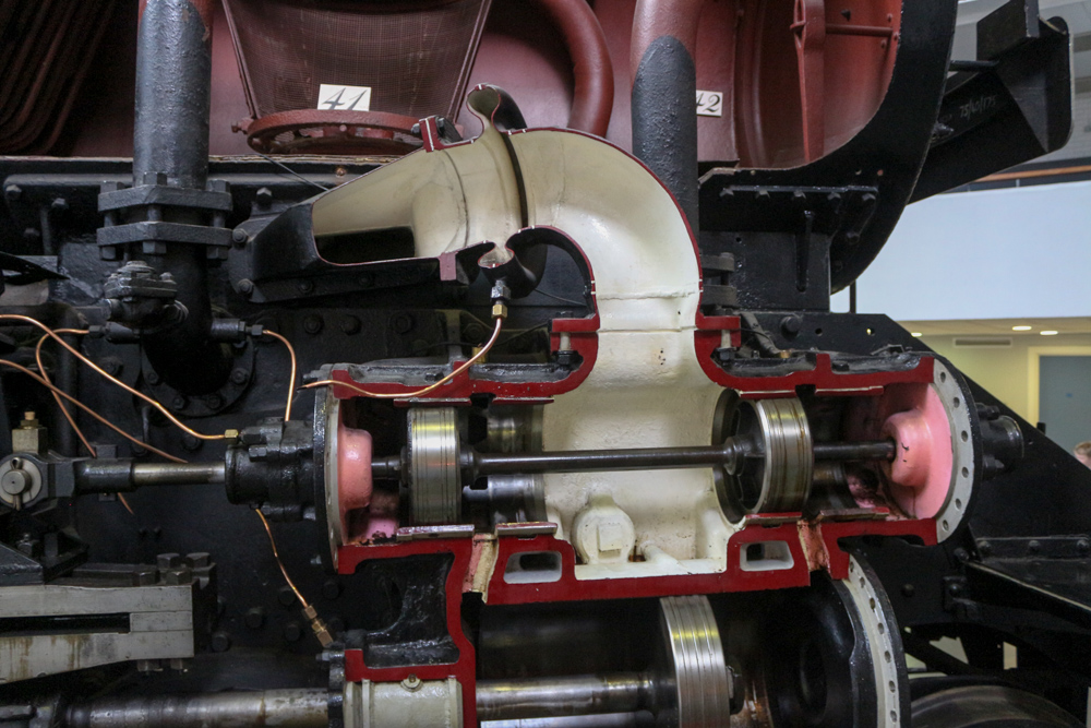 National Railway Museum (NRM): Ellerman Lines (1949) sectioned steam locomotive no. 35029 with its large cylinders.