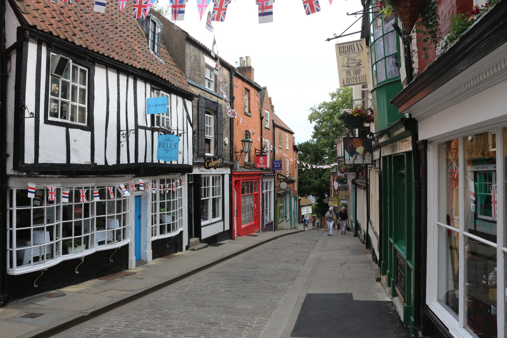 Alte Straße mit Kopfsteinpflaster in Lincoln