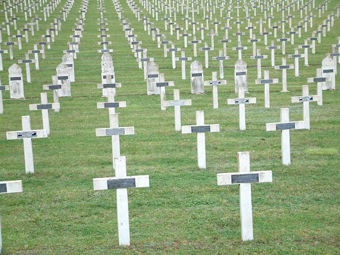 Nationalfriedhof südlich von Verdun