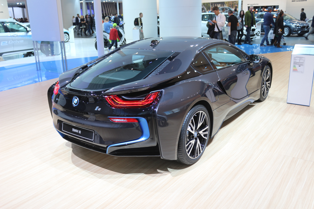 BMW i8