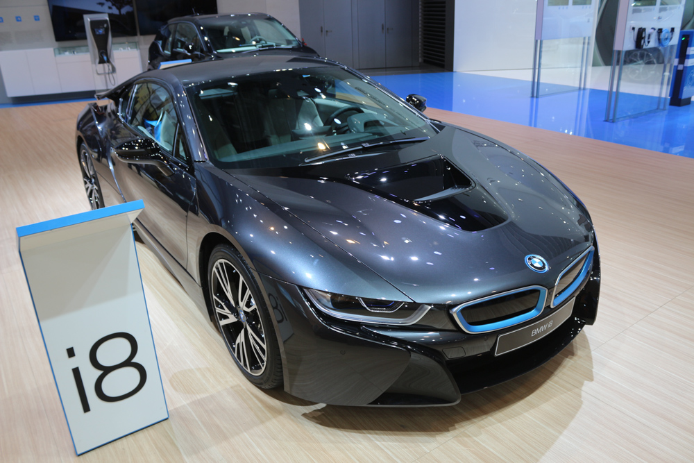 BMW i8