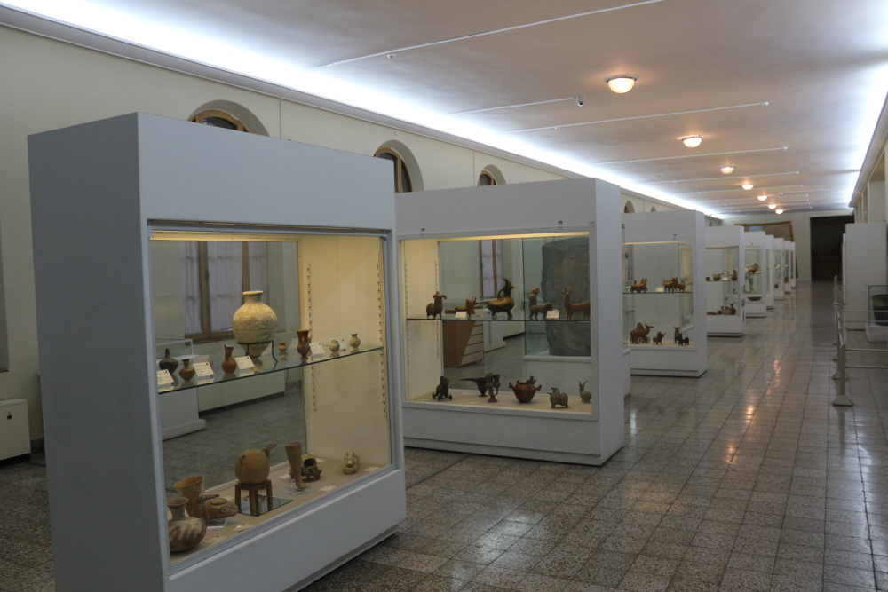 Ausstellungsstücke im Iranischen Nationalmuseum