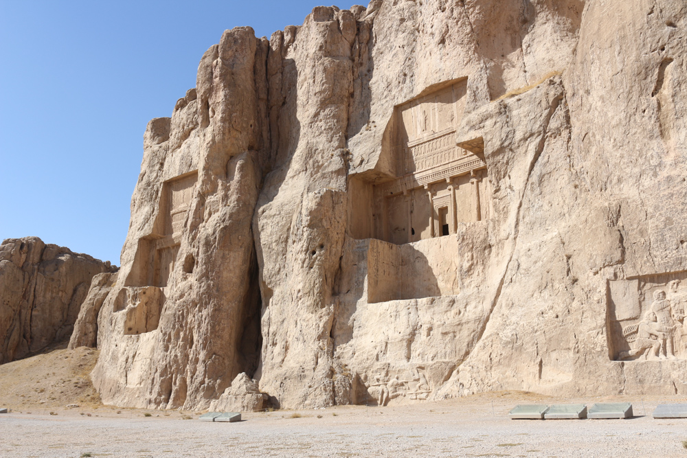 Naqsh-e Rustam: Tombs of the kings Dareios II and Artaxerxes I (from left to right)